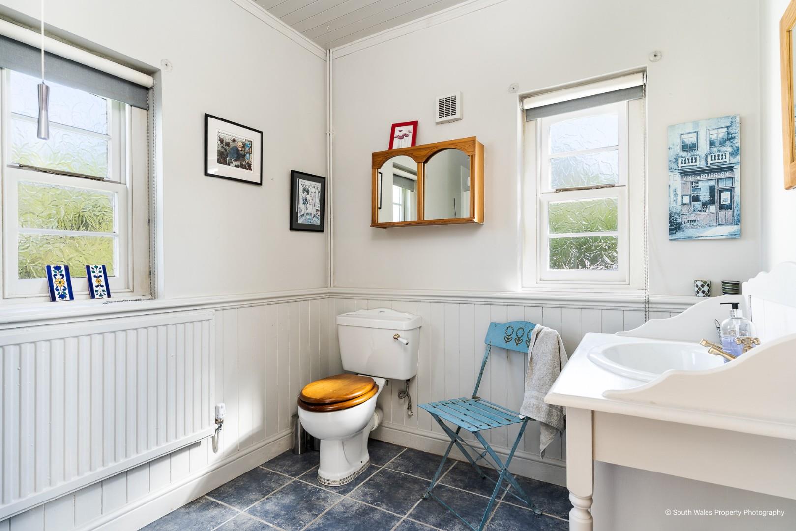 South Terrace, Southerndown, Vale of Glamorgan, CF32 0RN